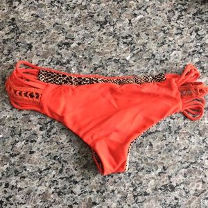 Acacia Brazilian bottom